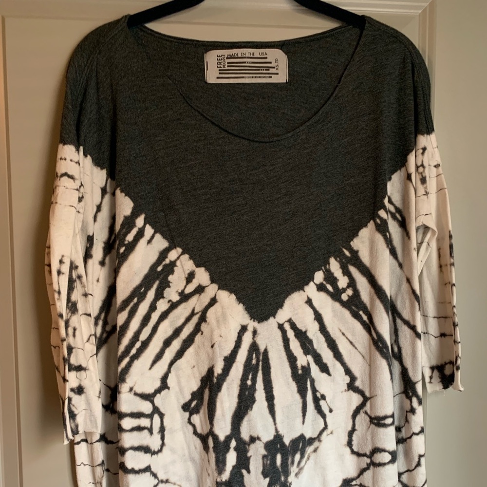 2/$20 Free People Top